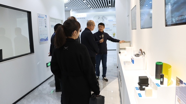 6144cf30-36a5-4969-a9f2-3678be87f928