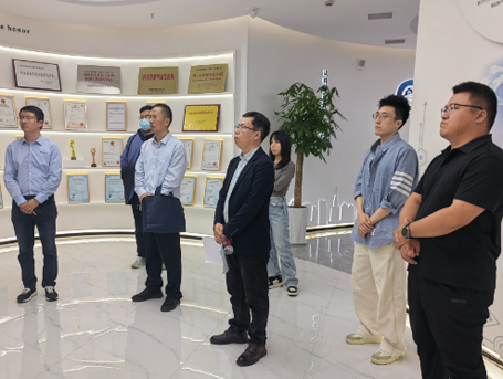 wechat_2025-10-17_140559_484